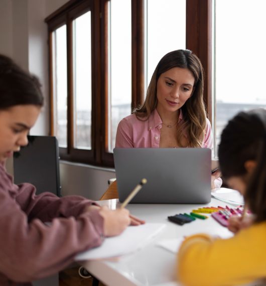 Terceirização para escolas Terceirização para escolas